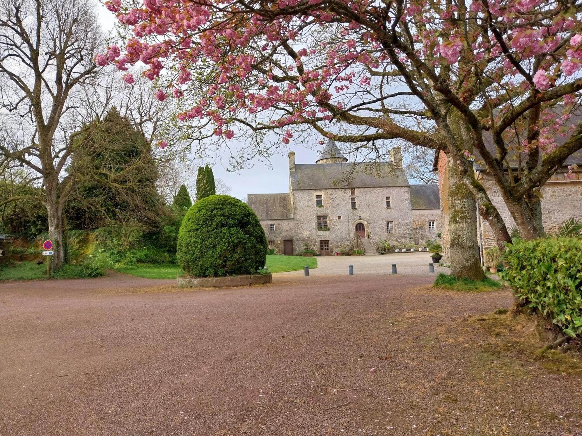 アンクトヴィル Manoir De La Foulerie Bed & Breakfast エクステリア 写真