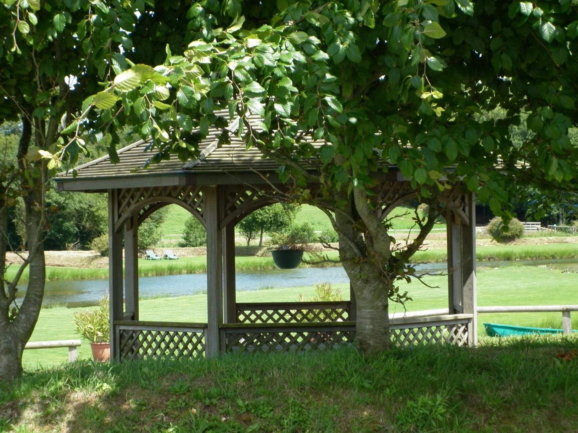 アンクトヴィル Manoir De La Foulerie Bed & Breakfast エクステリア 写真