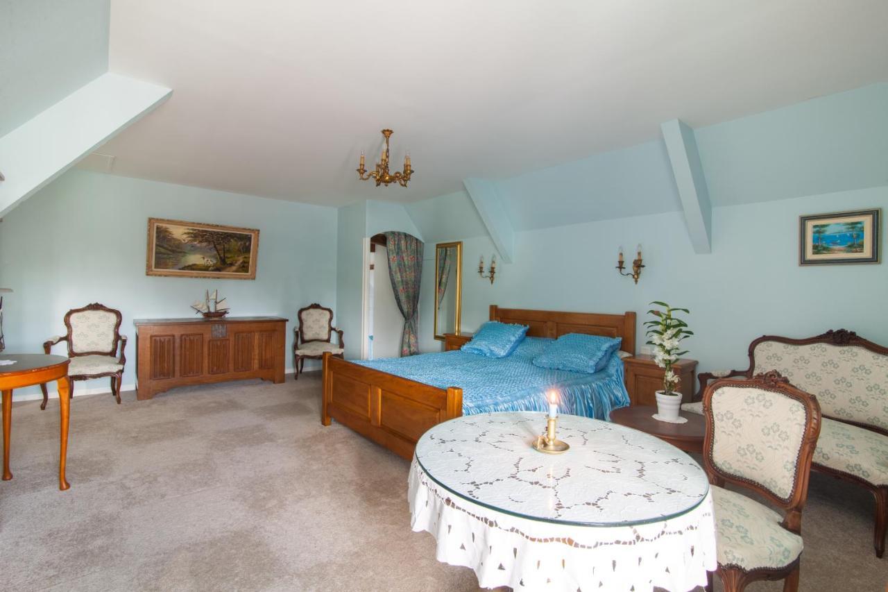 アンクトヴィル Manoir De La Foulerie Bed & Breakfast エクステリア 写真