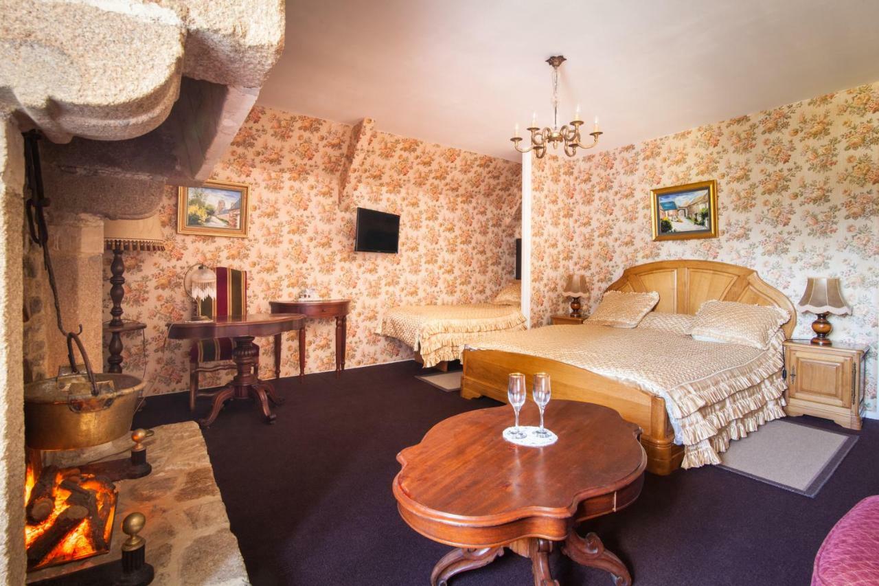 アンクトヴィル Manoir De La Foulerie Bed & Breakfast エクステリア 写真