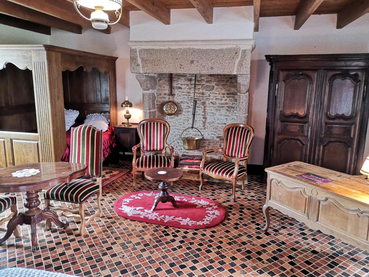 アンクトヴィル Manoir De La Foulerie Bed & Breakfast エクステリア 写真